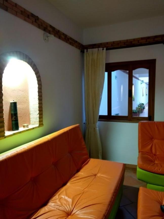 فيلا دي ليفا Apartahotel La Gran Familia المظهر الخارجي الصورة